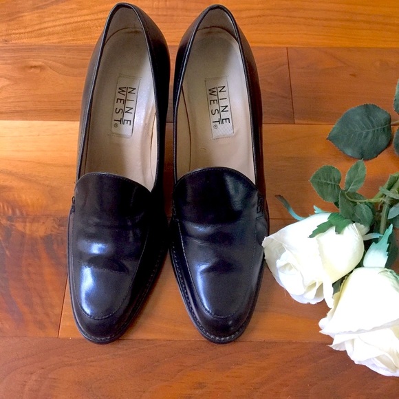 Nine West Black shiny soft leather loafers shoes comfy thick block heels US 9.5 - Picture 2 of 5